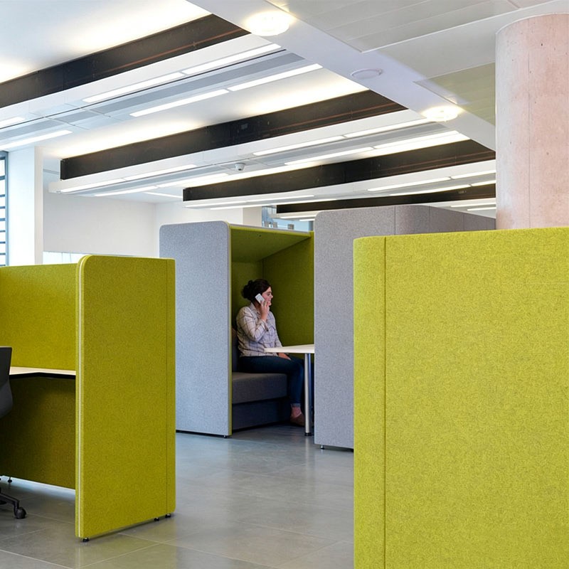 Semi-Private Office Meeting Booth Sofa with Integrated Table - Image 2